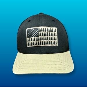 ⛄️Columbia Mesh Tree Flag Fitted High Crown Cap